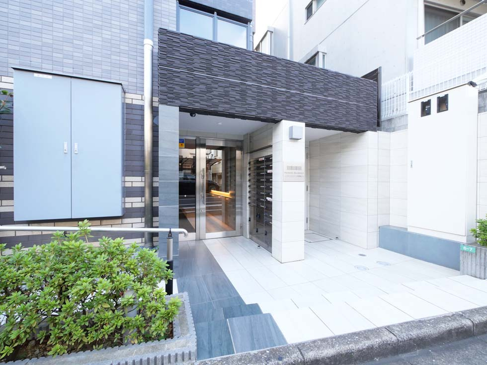 ハーモニーレジデンス中野坂上の外観