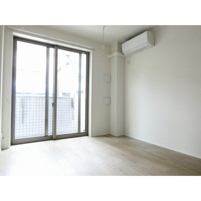 【居間・リビング】 | プラザN.J.A | 洋室