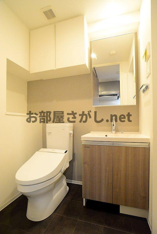 グランドコンシェルジュ池袋本町イーストの洗面所|※カラータイプ異なります。