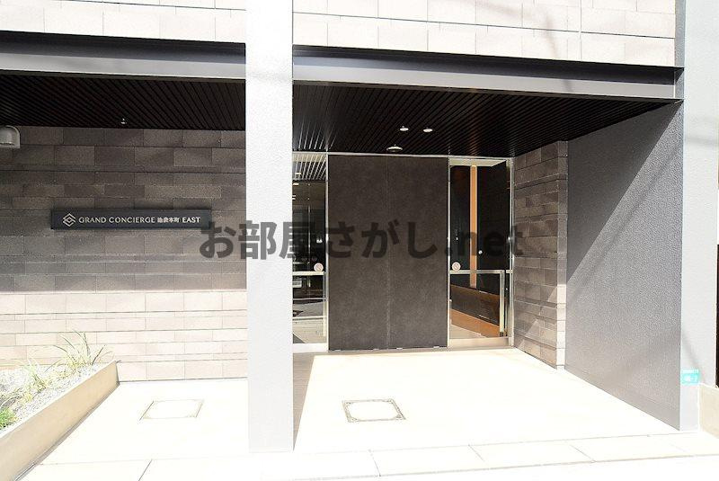 グランドコンシェルジュ池袋本町イーストのエントランス