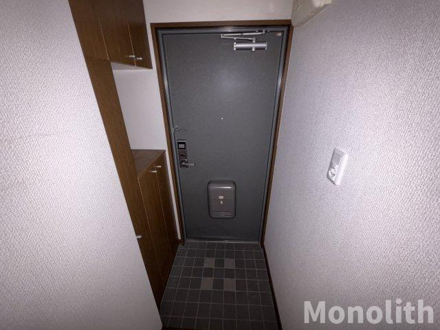 ヴィラプレールの玄関