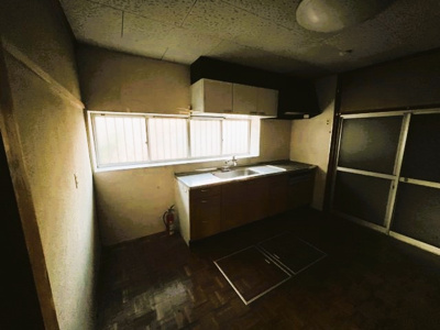 【キッチン】 | 神奈川県横須賀市阿部倉 中古戸建 2棟バルク売り | キッチンでお料理をお楽しみください