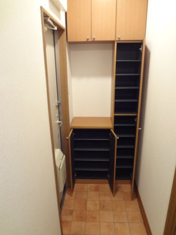 グリーンヒル参番館の玄関