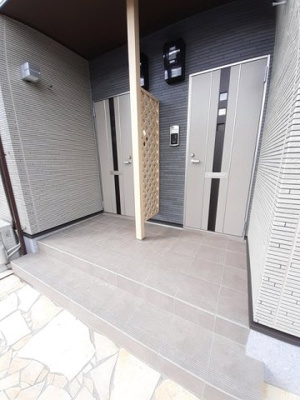 【エントランス】 | オーヴ・プラシード