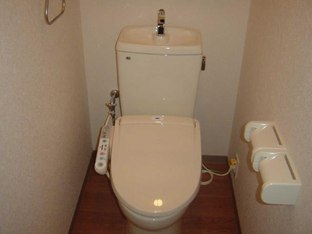 Vuela Bのトイレ|シャワー付トイレ