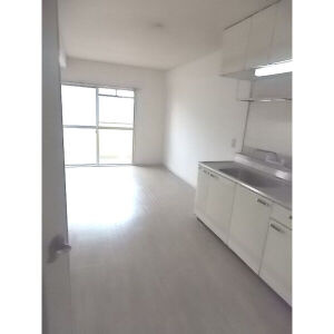 セゾンきさらぎの居間・リビング