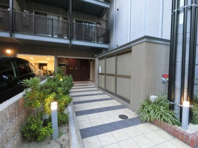 La Douceur心斎橋のエントランス