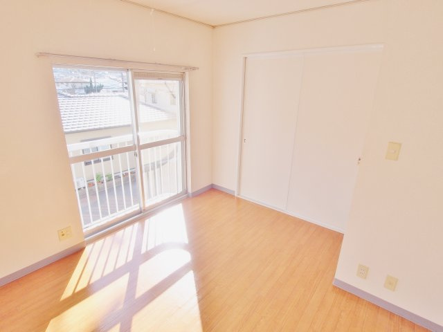 コーポホコトリ　A棟の居間・リビング