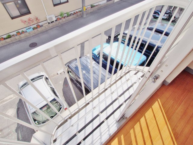 コーポホコトリ　A棟のバルコニー