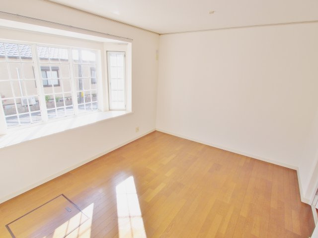 コーポホコトリ　A棟の洋室