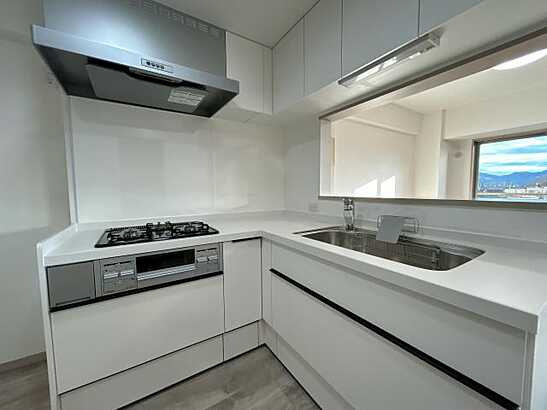 【バルコニー】