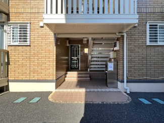 【エントランス】 | シャルムトロン　Ｃ