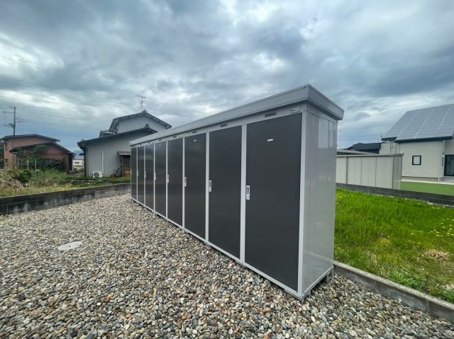 エマリーⅡの設備