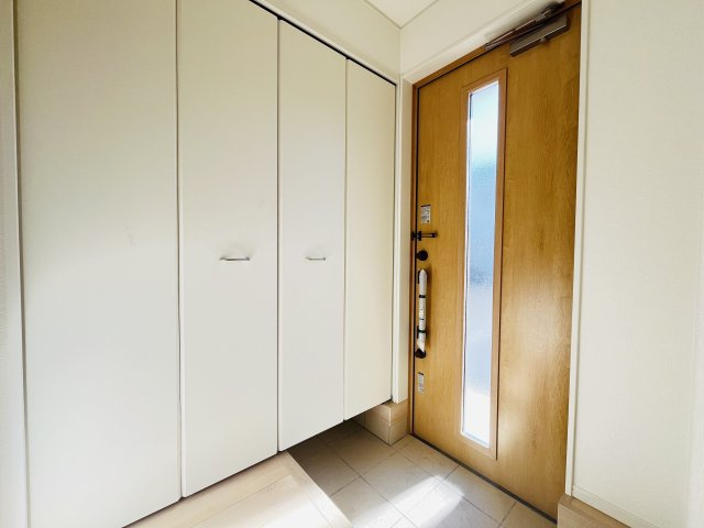 【玄関】 | 熊谷市江南中央第3   クレイドルガーデン　新築戸建　全1棟　1号棟