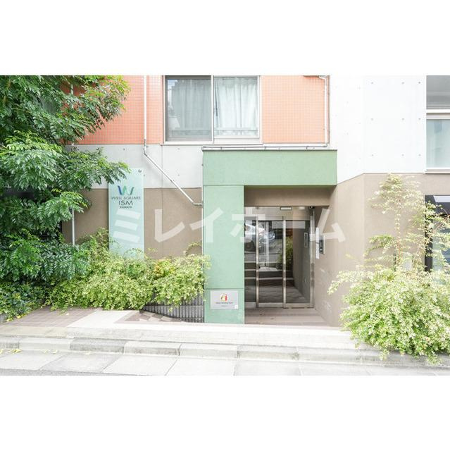 ウェルスクエアイズム蒲田のエントランス