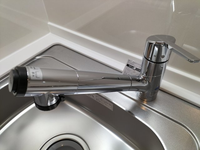 ウィンディレディのキッチン|コンパクトなキッチンで掃除もラクラク