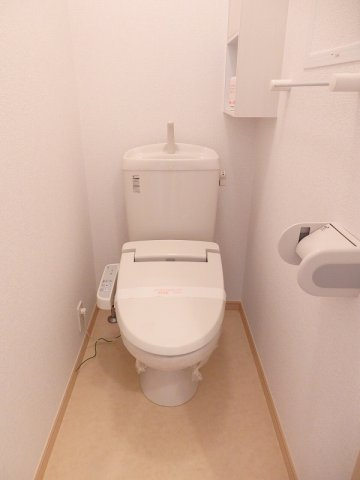 サン・ハーモニーのトイレ|落ち着いたトイレです