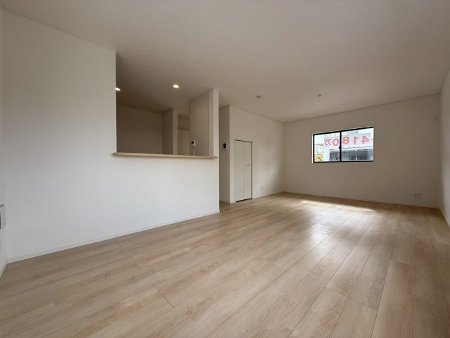 ♥♥豊見城市嘉数第７－5号棟（全７棟）の居間・リビング