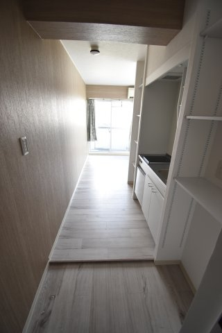 カターラなにわのロビー