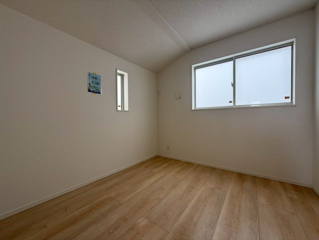 ♥♥豊見城市嘉数第７－6号棟（全７棟）の洋室|きれいな洋室です