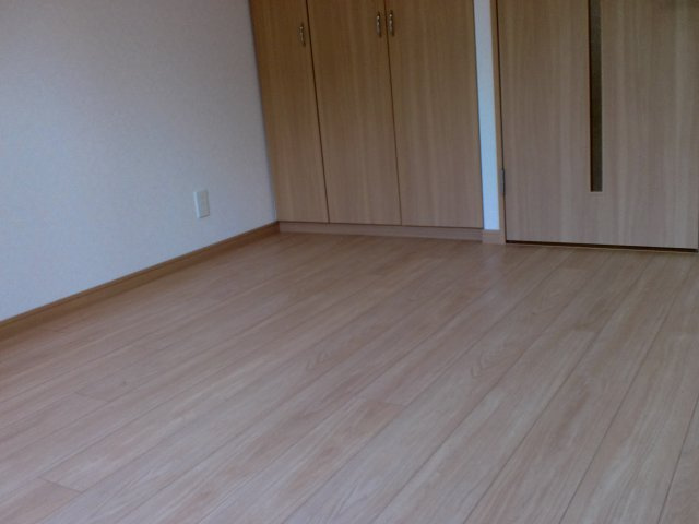 ルーブル多摩川九番館の居間・リビング