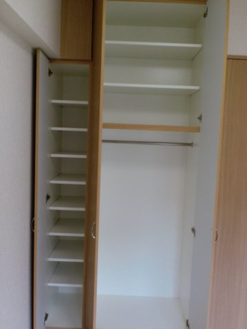 ルーブル多摩川九番館の収納