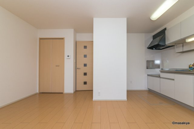 エトワール・KⅡの居間・リビング