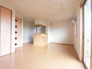 【居間・リビング】 | メゾン･ド･フローレンス　Ｃ