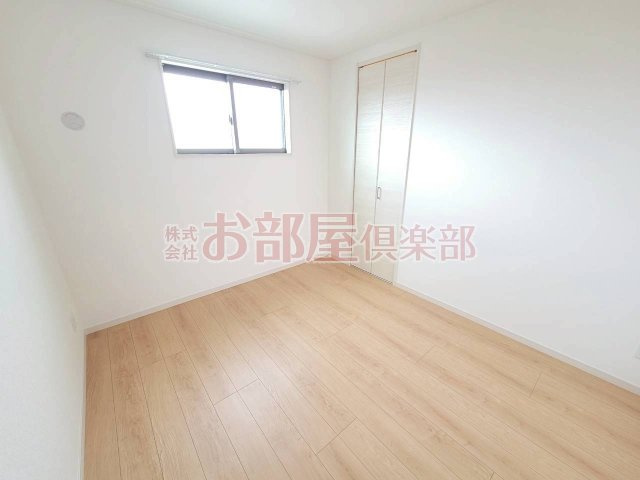 ポラリス野中町の洋室|明るい洋室です