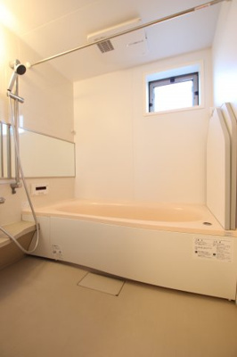 【浴室】 | ノイエスカーサ