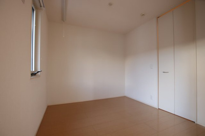 【洋室】 | ノイエスカーサ