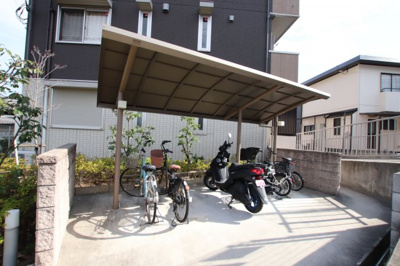 【その他共用部分】 | ノイエスカーサ | 駐輪場