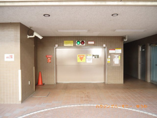 【駐車場】 | 自走式の駐車場がありますので、車必須のかたには、安心です。