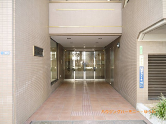 【エントランス】 | 清廉とされたエントランスになっています。