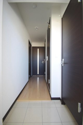 エトワール幸田の玄関