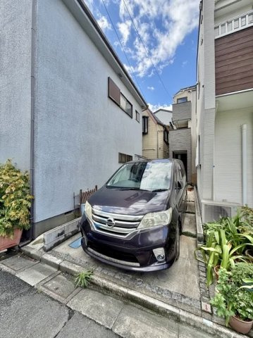 葛飾区立石2丁目中古住宅の駐車場|カースペース
