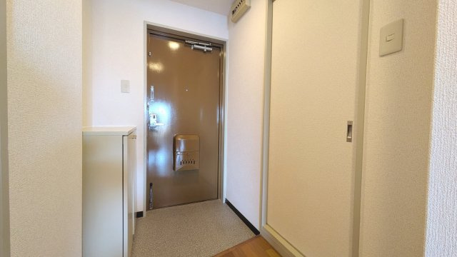 【玄関】