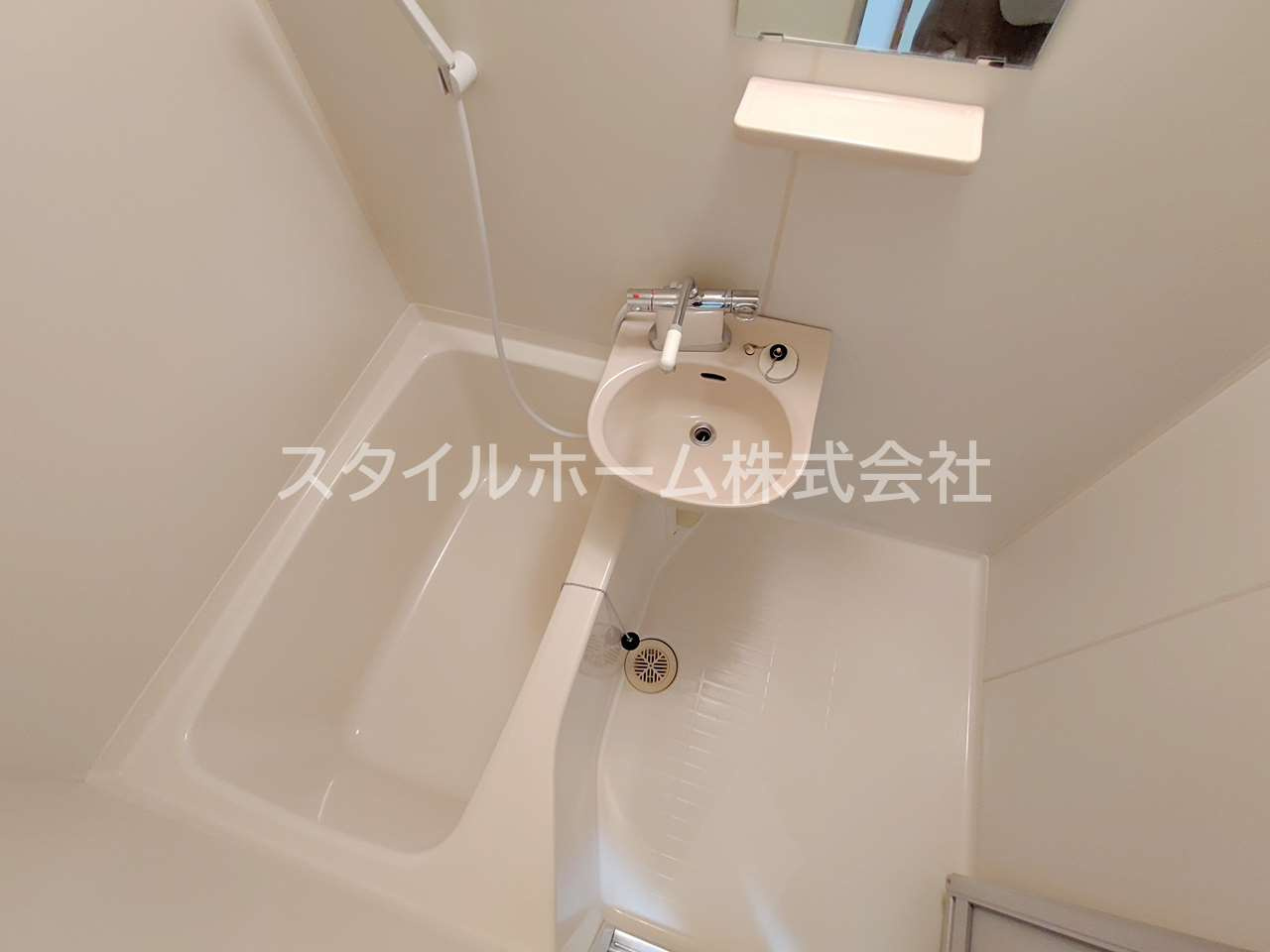 サニーハイツ童夢の浴室|別部屋写真です。