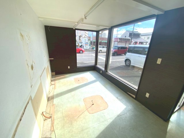 鴨田町貸店舗・事務所の内装