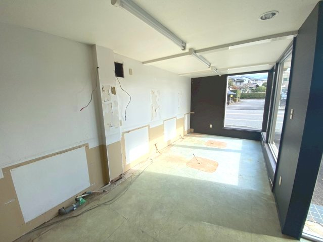 鴨田町貸店舗・事務所の内装