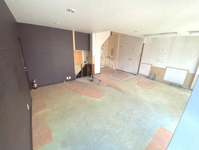 鴨田町貸店舗・事務所の内装