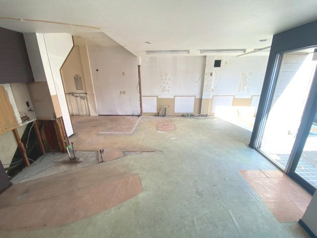 鴨田町貸店舗・事務所の内装