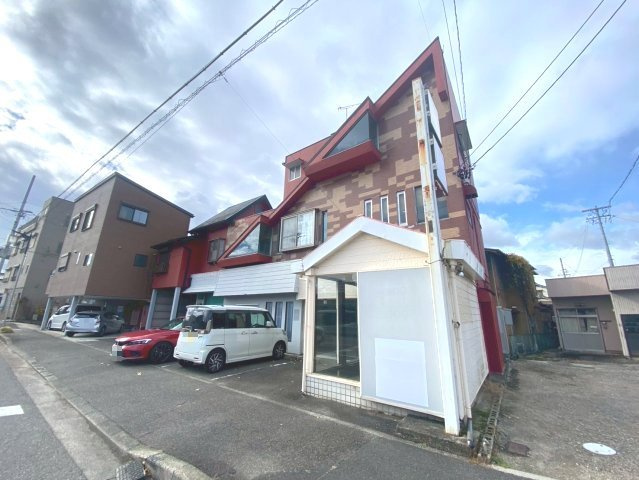 鴨田町貸店舗・事務所の外観
