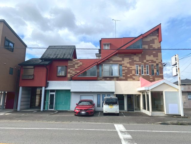 鴨田町貸店舗・事務所の外観