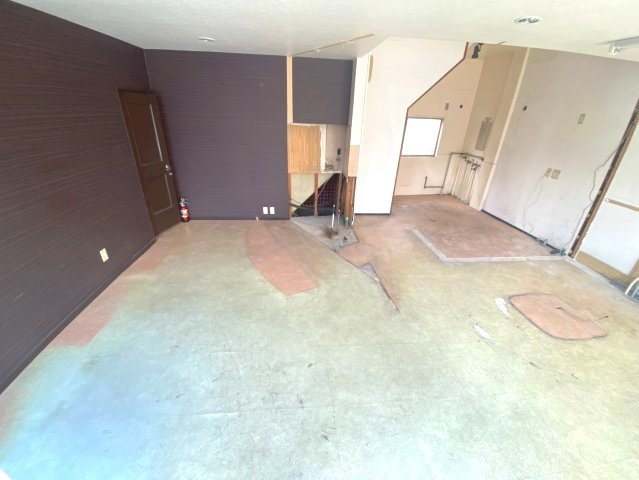 鴨田町貸店舗・事務所の内装