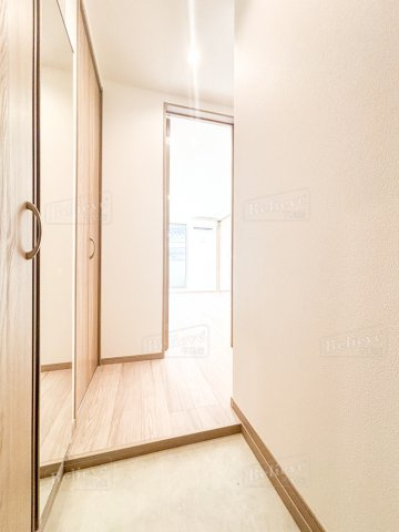 TRIOVE JR久留米駅前の玄関|シューズボックス付きの玄関です☆