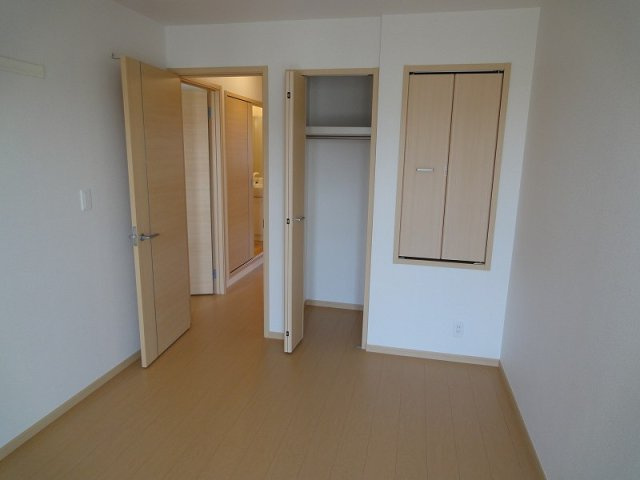 エレガンシア篠原の収納|たっぷりとした収納スペースです