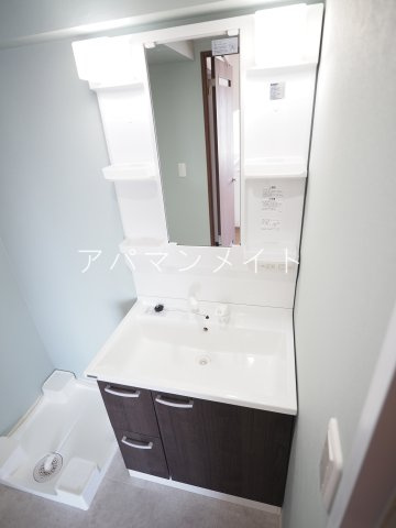 【洗面所】 | ノトスビル | シャワー付き洗面台