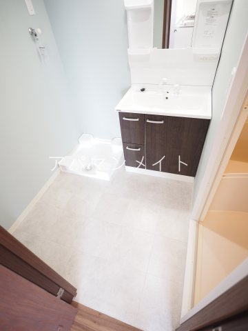 【設備】 | ノトスビル | 洗濯機置場＆脱衣スペース です