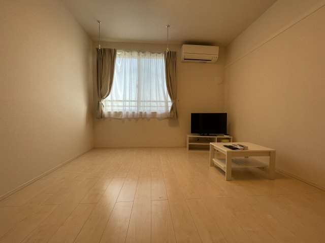 稲城市百村のアパートの寝室